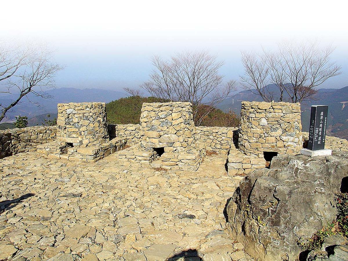진주 광제산 봉수대(晉州 廣濟山峰燧臺) 이미지